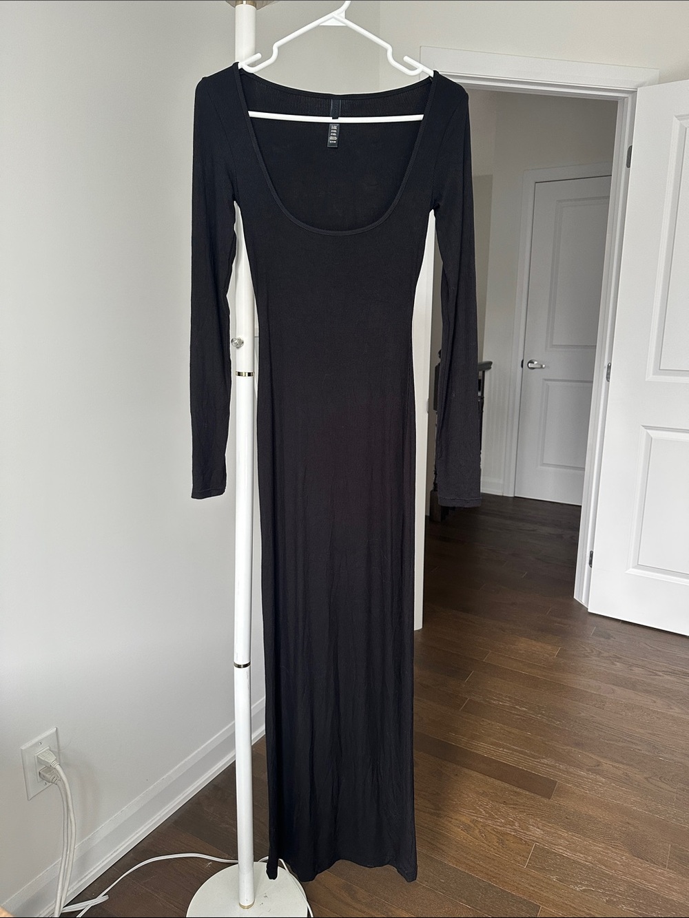 SKIMS Soft Lounge modal Long-Sleeve Scoop Neck Maxi Dress black
